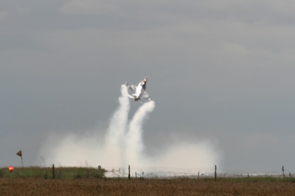 Décollage du Falcon F16
Mots-clés: avion ciel nuage décollage