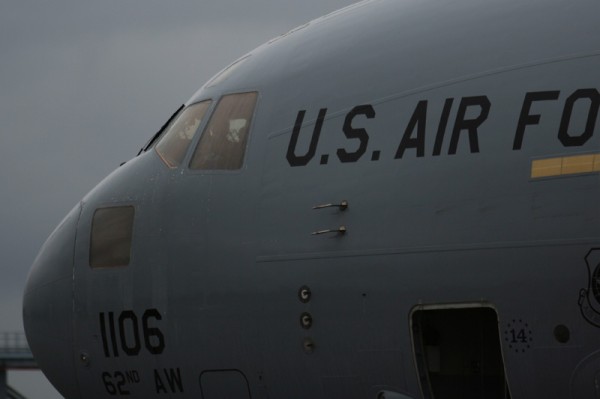 C 17 Globemaster III
Mots-clés: avion nuage