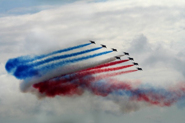 Patrouille de France
Mots-clés: avion ciel nuage