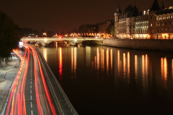 Quai de Seine
Mots-clés: paris quai seine lumière nuit