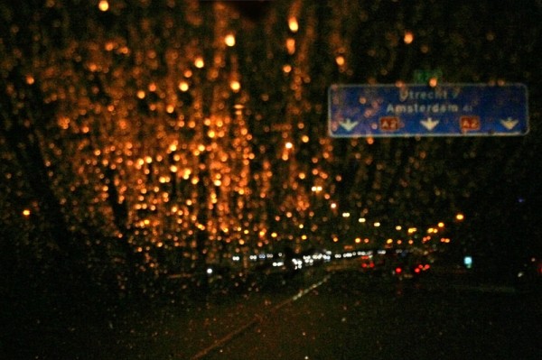 Sur la route
Mots-clés: pluie autoroute voiture