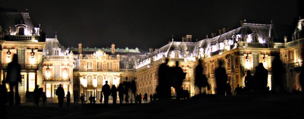 Versailles de nuit
Mots-clés: chateau versailles nuit ombres
