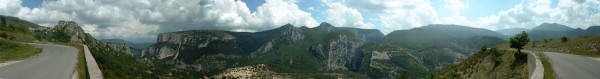 Panoramique des gorges du Verdon
Mots-clés: montagne panorama verdon