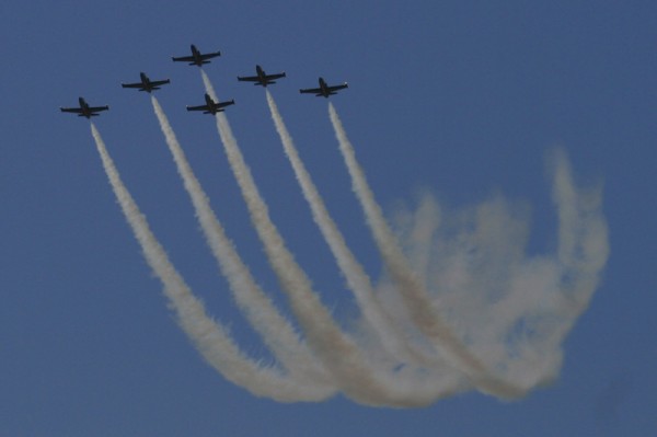 Patrouille Breitling
Mots-clés: avion formation fumée vol
