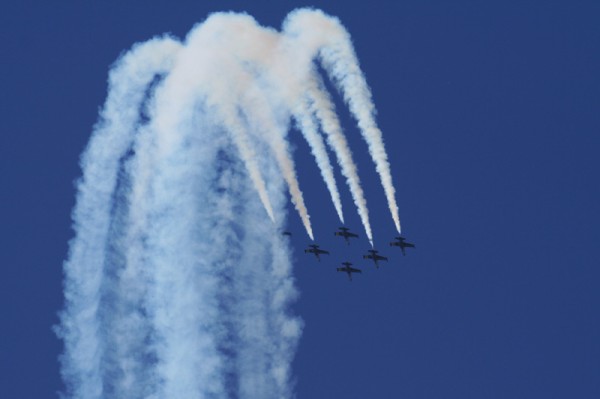 Patrouille Breitling
Mots-clés: avion formation fumée vol