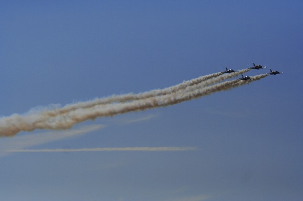 Patrouille Breitling
Mots-clés: avion formation fumée vol